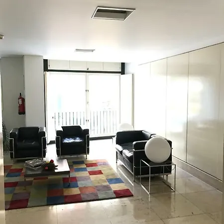 Lisbon Downtown Apartment Free Parking Exterior photo