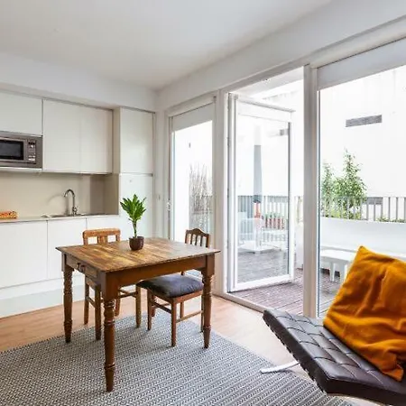 Lisbon Downtown Apartment Free Parking Exterior photo